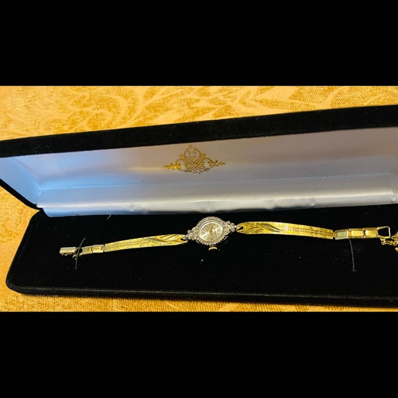 Used vintage watch main image 4